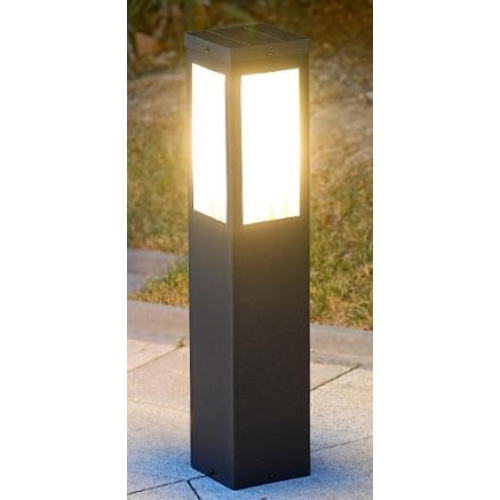 Tri-Color Solar Garden Light Outdoor LED Pathway Lamp with 3 Color Modes for Gardens, Walkways, and Landscape Lighting